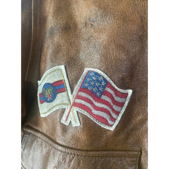 Fingerhut Vintage Military Patch Brown Leather Jacket - Picture 4 of 7